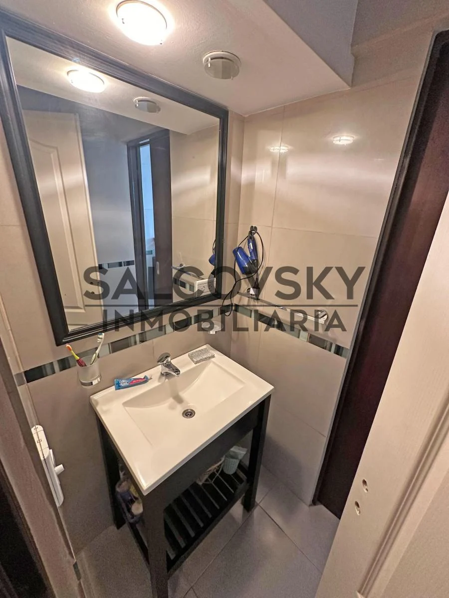 Amplia Casa en Venta de 4 Dorm. Quincho Puerto Madryn 3