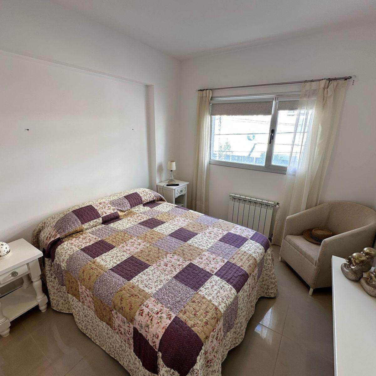 Departamento en Venta de 2 Dorm. a 2 Cuadras de La Playa! 1