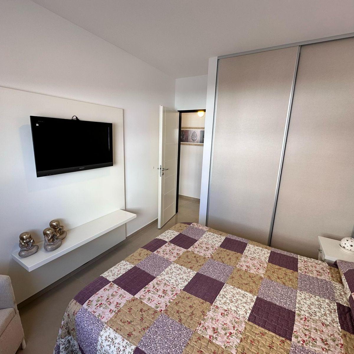 Departamento en Venta de 2 Dorm. a 2 Cuadras de La Playa! 5
