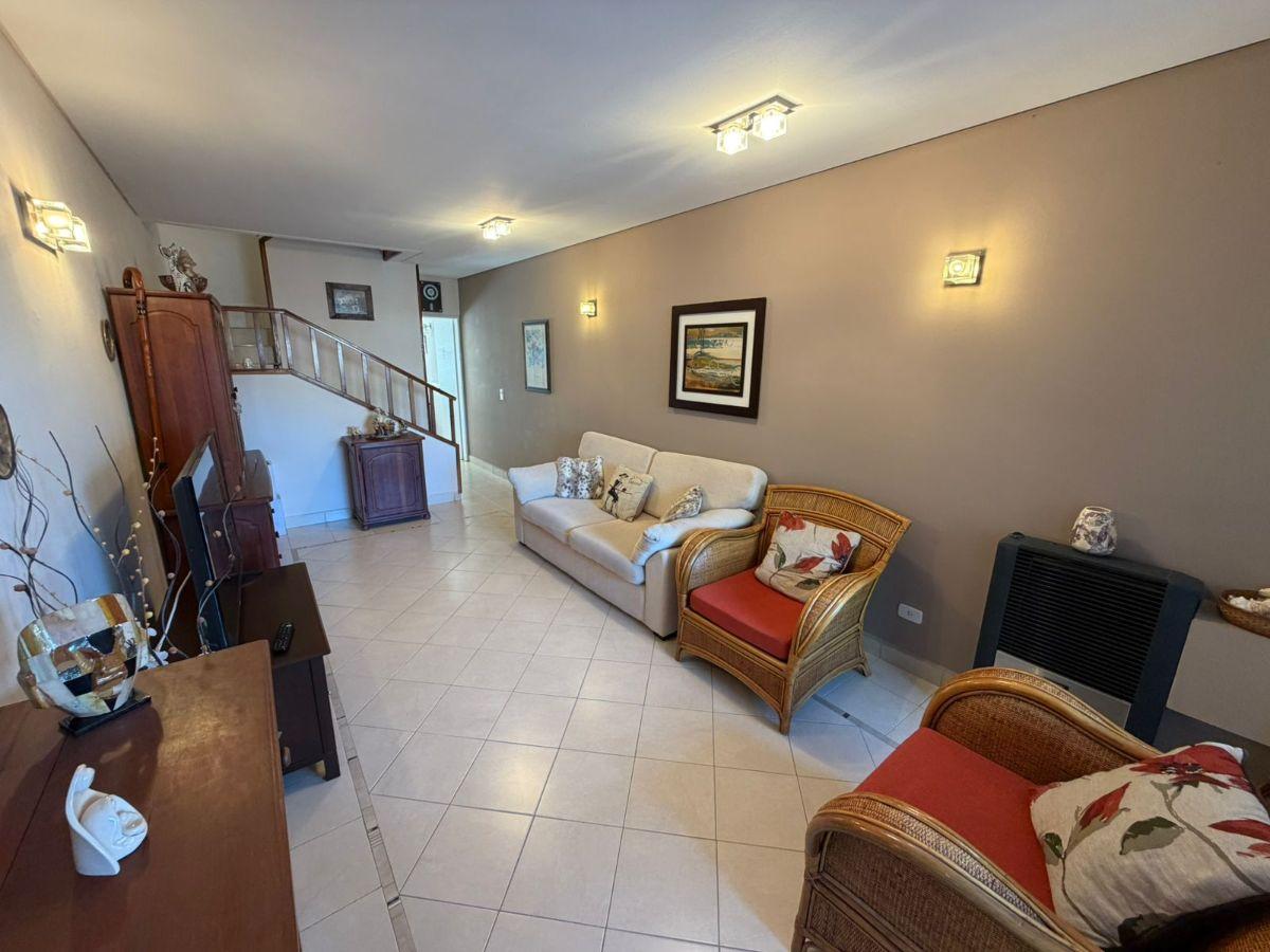 Foto de Dúplex en Venta de 3 dormitorios en Puerto Madryn a 2 cuadras de la, imagen 3
