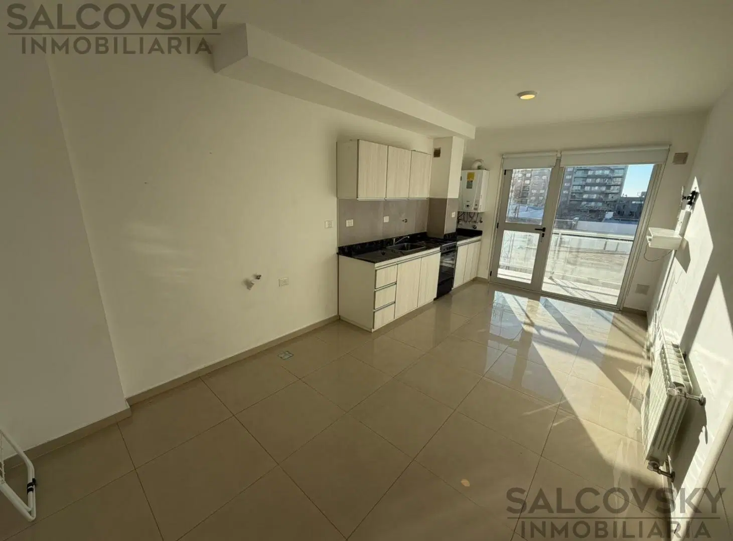 Departamento en alquiler de 1 dormitorio a una cuadra y 1/2 de la Playa! en Puerto Madryn 8