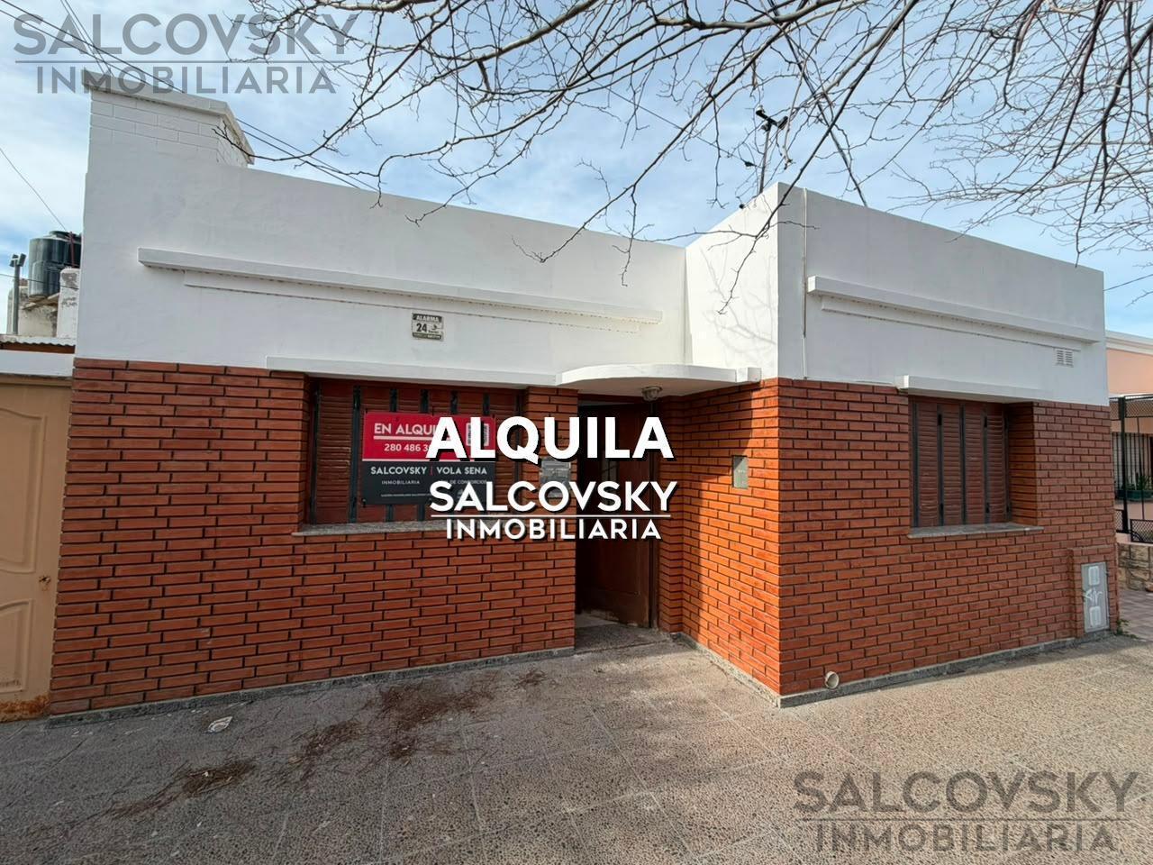 Foto de Casa en alquiler en Puerto Madryn de 2 dormitorios, imagen 1
