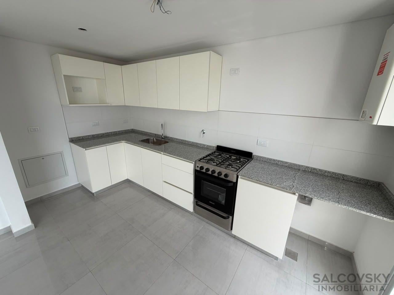 Foto de Departamento en Venta 3 Ambientes con Cochera 2DO. Piso al Frente, imagen 1