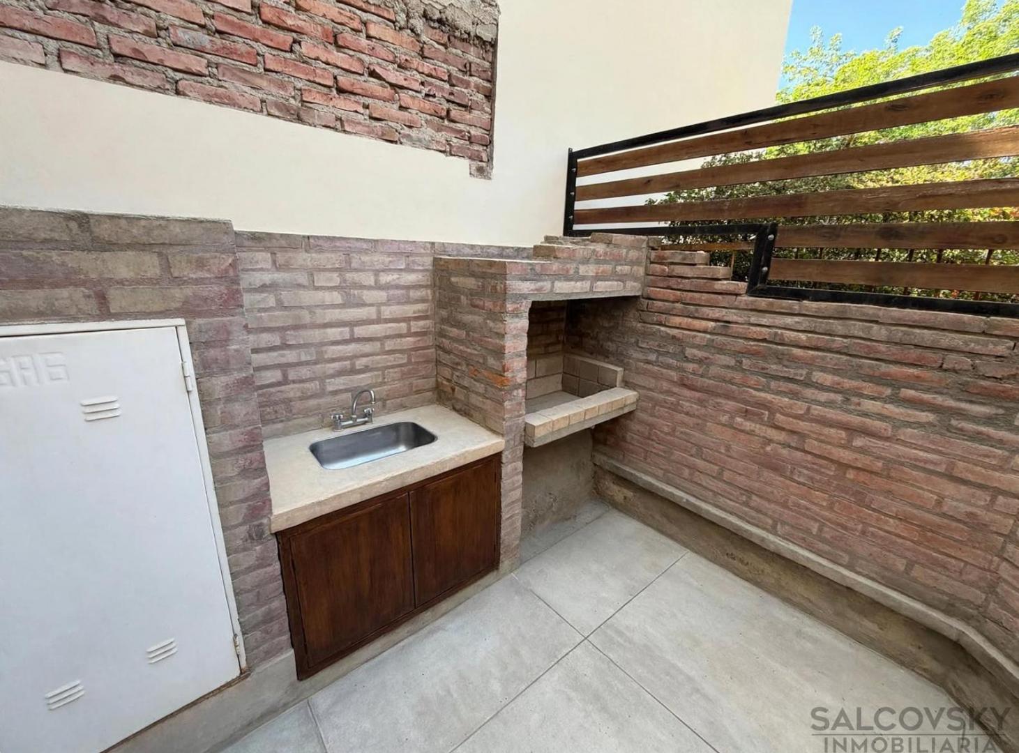 Foto de Casa Duplex en venta de 3 dormitorios en Puerto Madryn, imagen 5