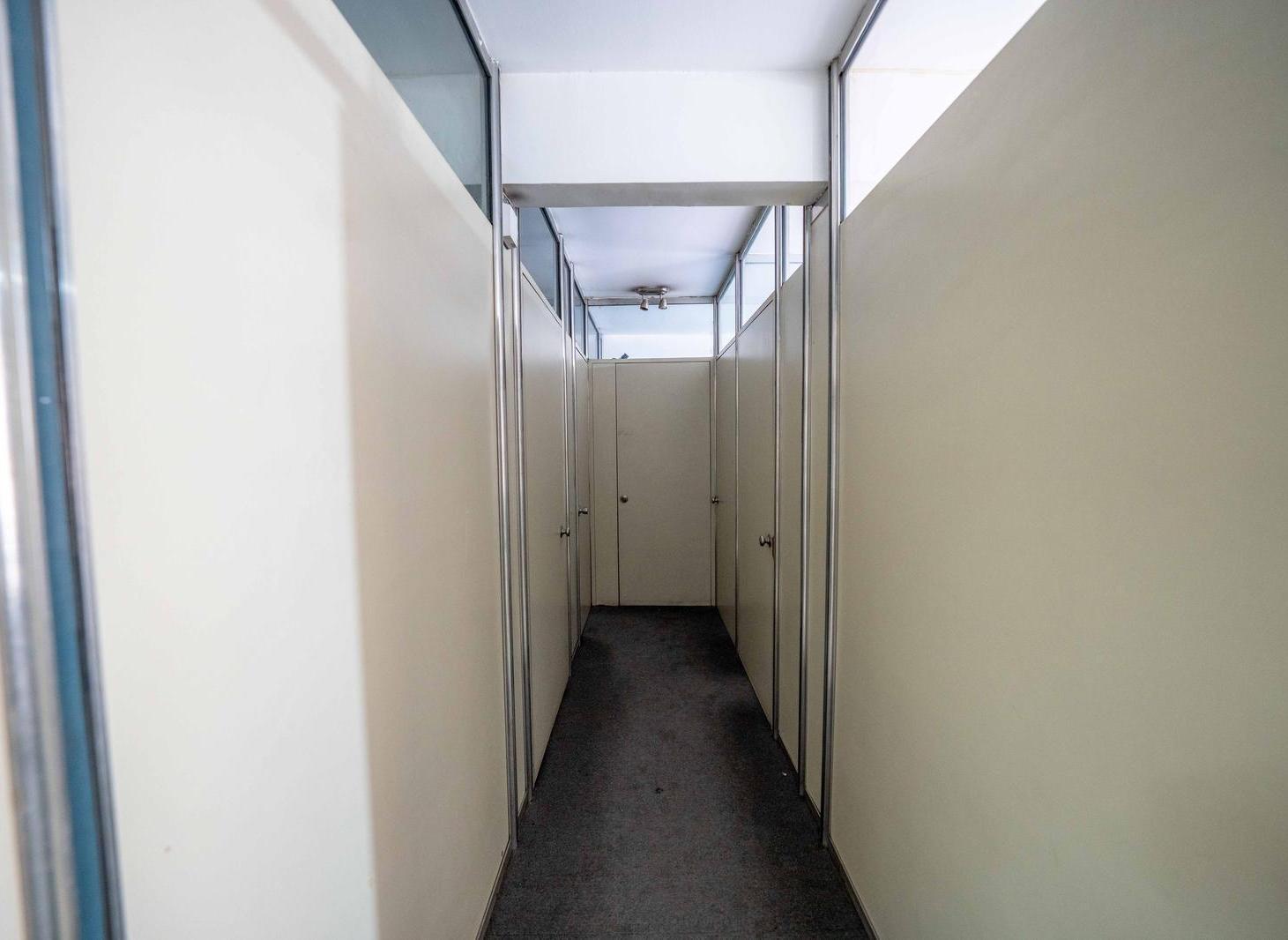 Foto de Venta de Oficina piso completo 140 mts Microcentro, imagen 3
