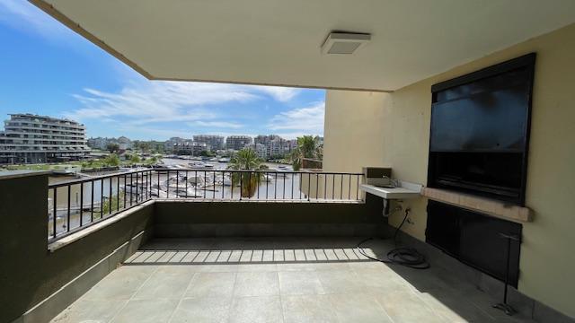 Foto de Venta departamento 3 amb. en Terrazas de la Bahia 2 Nordelta, imagen 2