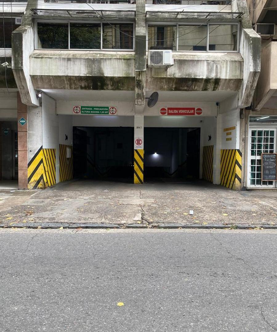 VENTA COCHERA RIOJA 1847 CENTRO ROSARIO APTA VEHICULOS GRANDES