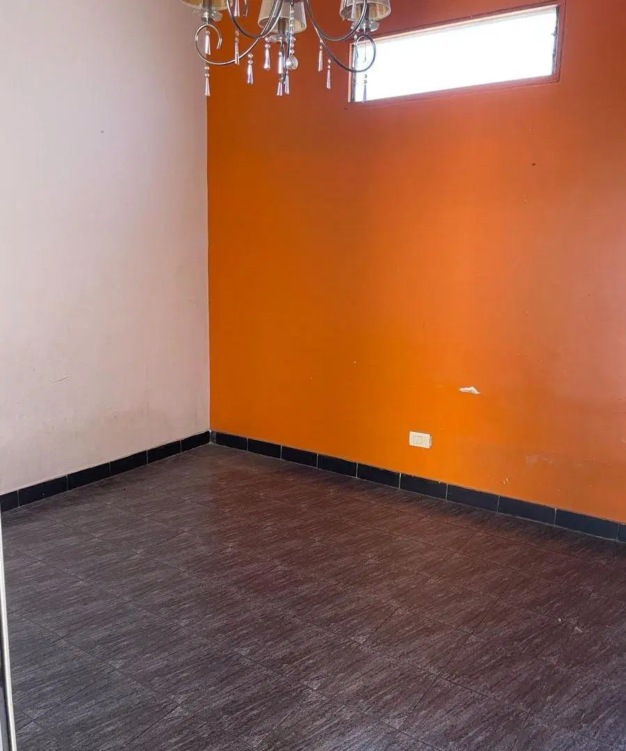 Casa de pasillo en alquiler crespo 1400 Echesortu 4