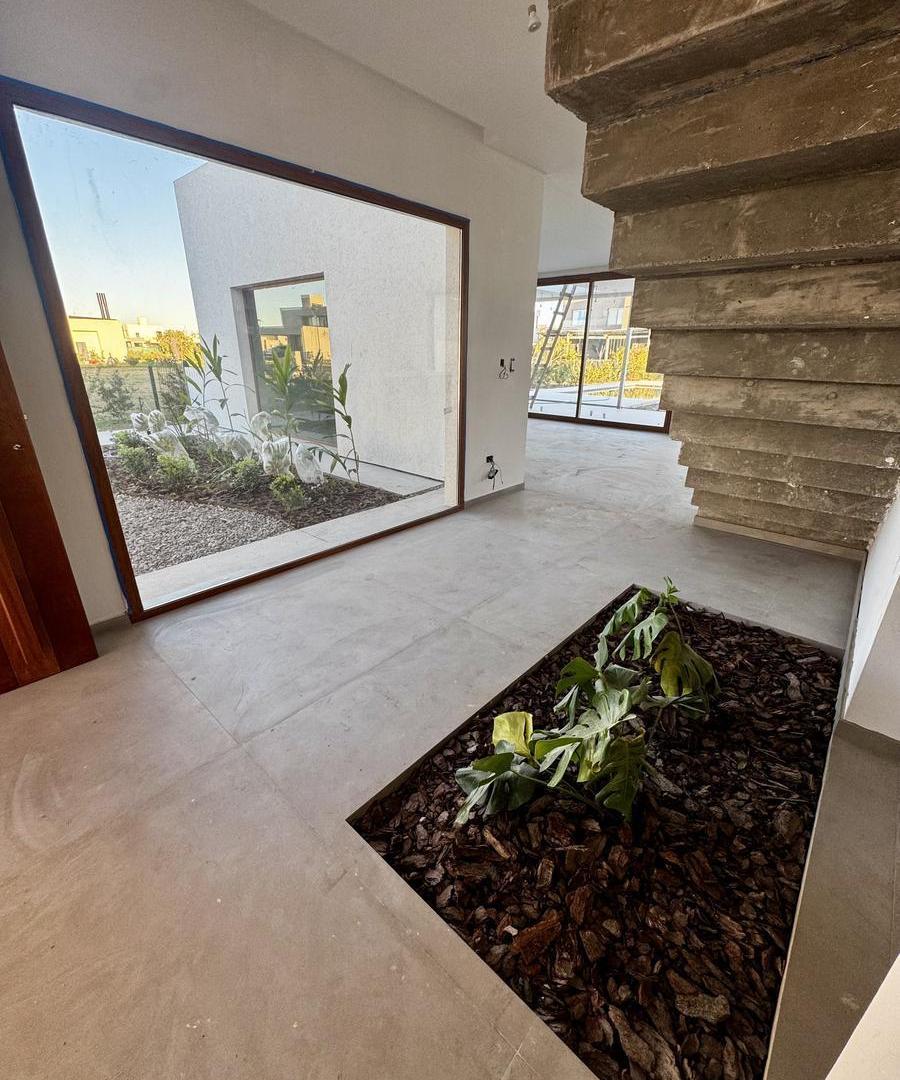 Foto de Casa de diseño en Barrio Vida a estrenar, imagen 4