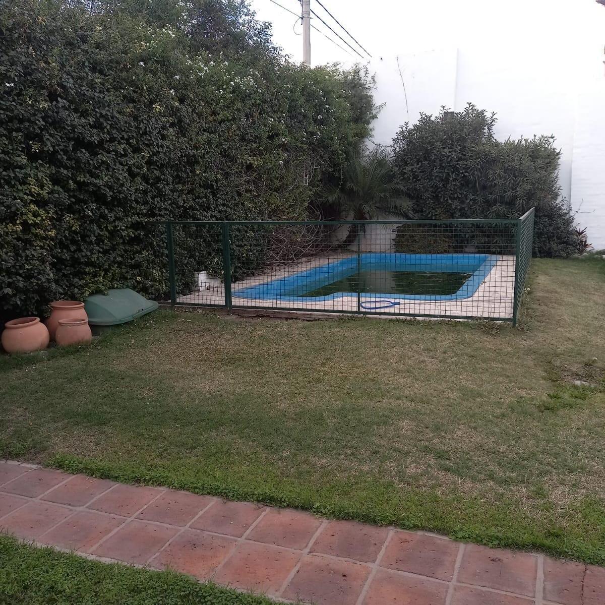 Casa con Pileta en Venta - Altamira 1