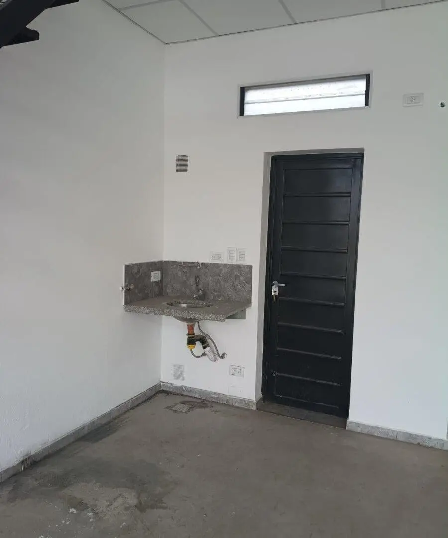 ALQUILER LOCAL COMERCIAL - DOCTA 1