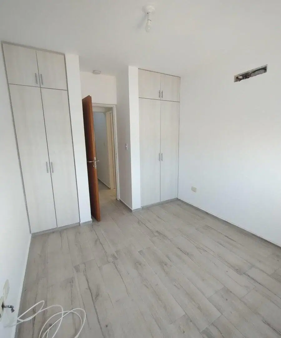 ALQUILER DÚPLEX 3 DORMITORIOS HOUSING LOS LIRIOS 5