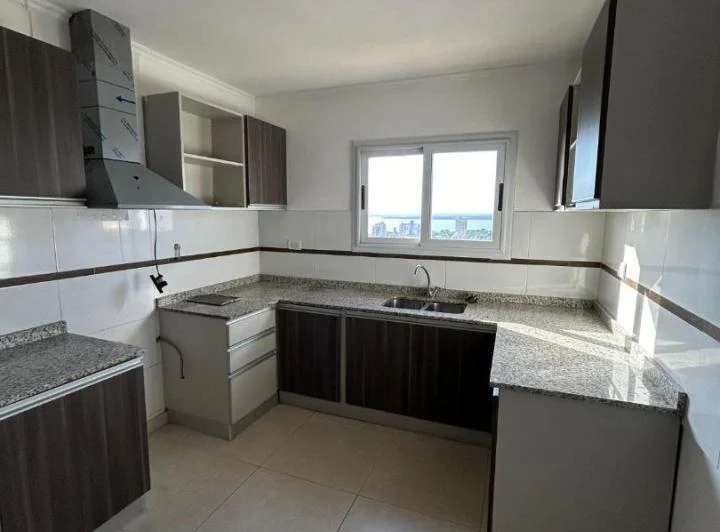 Departamento de 3 dormitorios, primera categoría 3