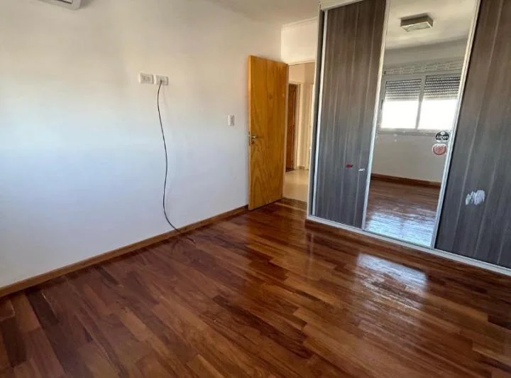 Departamento de 3 dormitorios, primera categoría 4