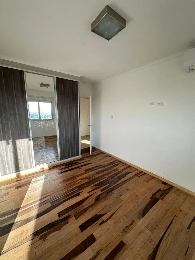 Excelente departamento de 3 dormitorios - centro de Posadas 4