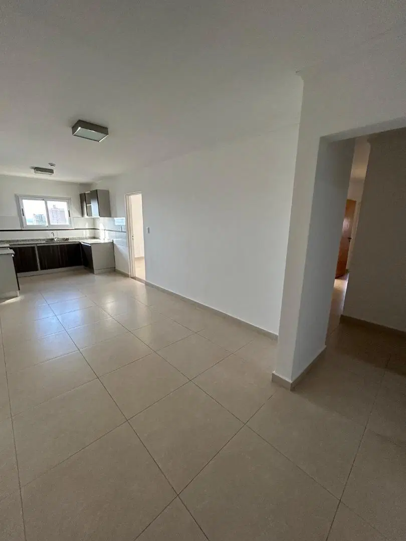 Departamento de 3 dormitorios, primera categoría 2
