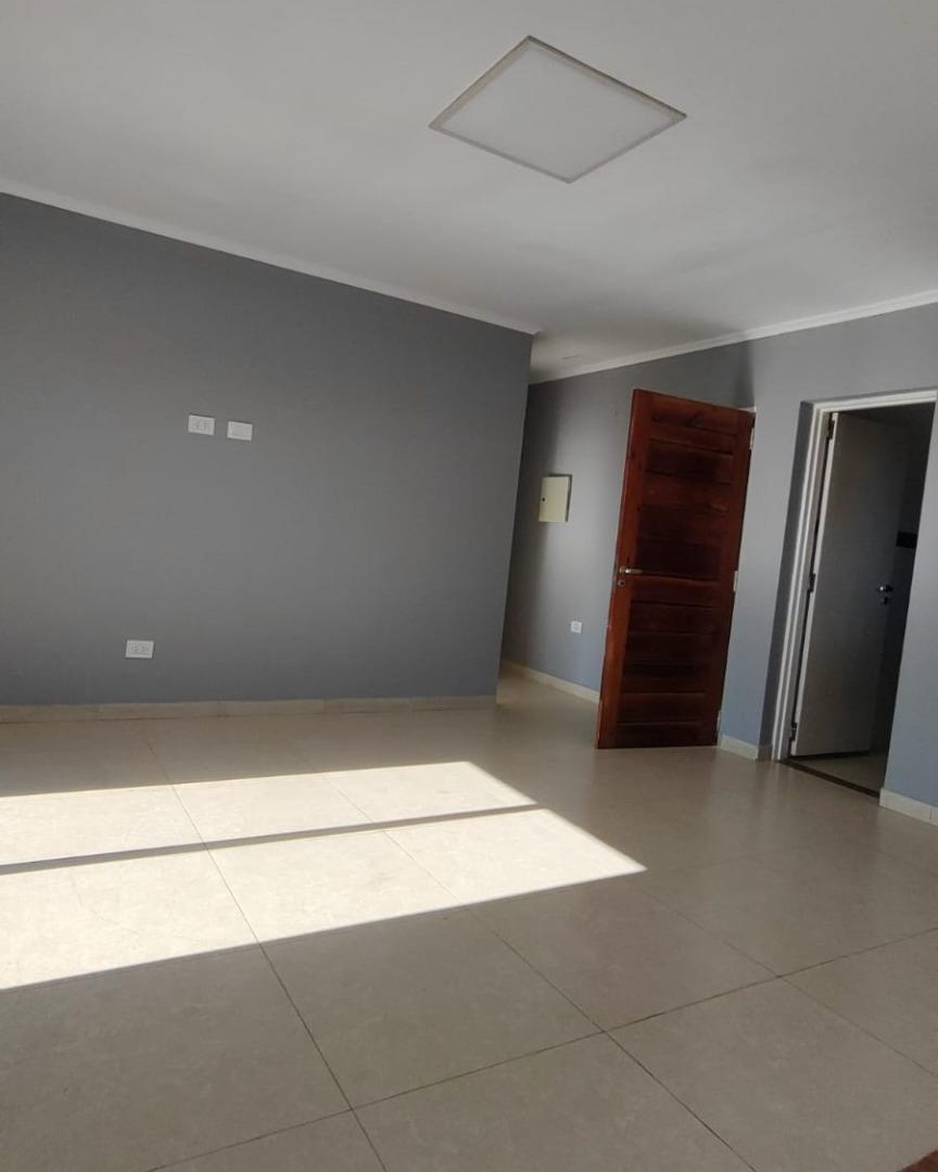 Foto de Excelente departamento de 2 dormitorios - centro de Posadas, imagen 1