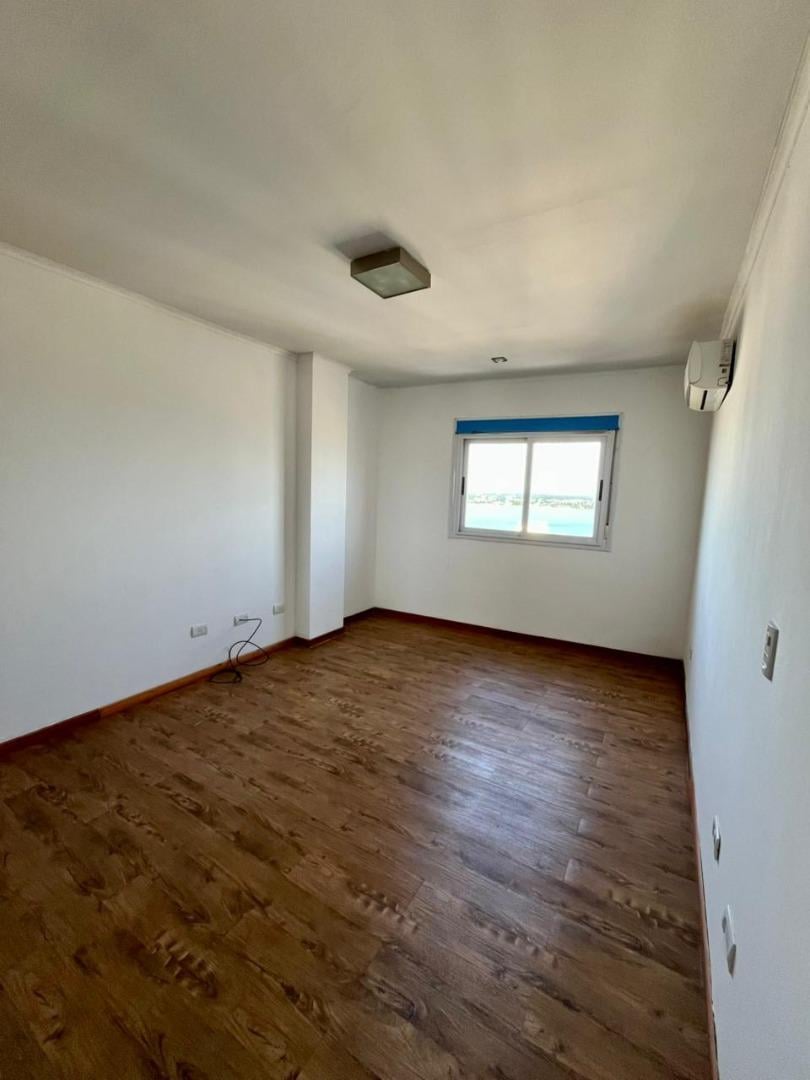 Foto de Departamento amplio de 2 dormitorios, imagen 4
