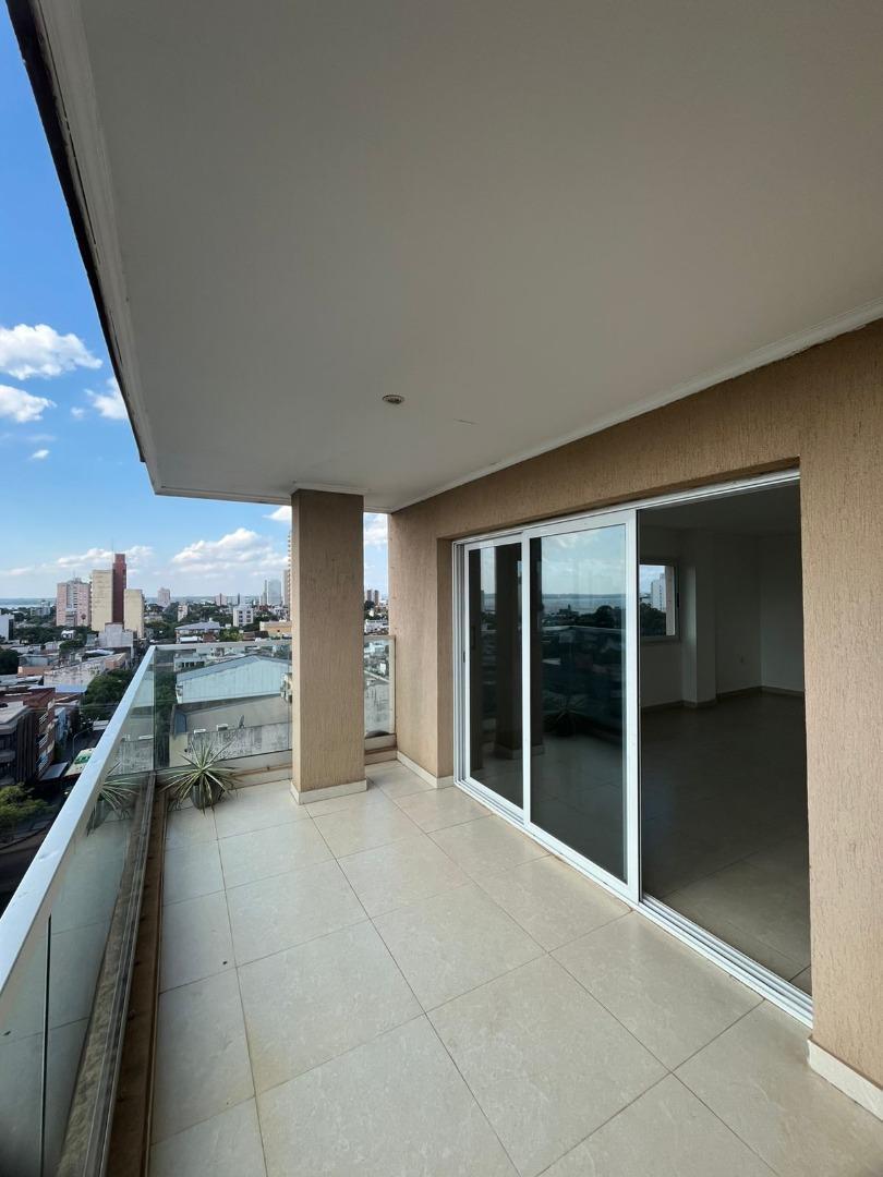 Foto de Excelente departamento céntrico, de 3 dormitorios, imagen 1