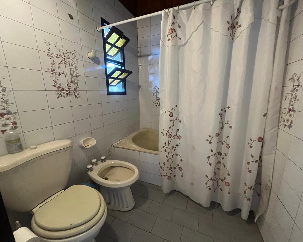Venta Casa en Banfield 4