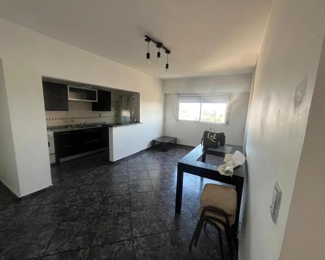 RAMOS MEJIA DEPARTAMENTO EN VENTA !! 5
