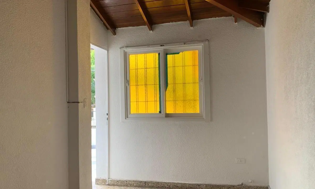 Venta casa en Caseros, Tres de Febrero 4
