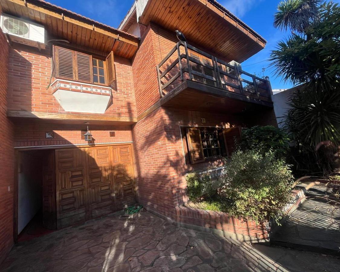 Foto de Casa en venta Banfield, imagen 1