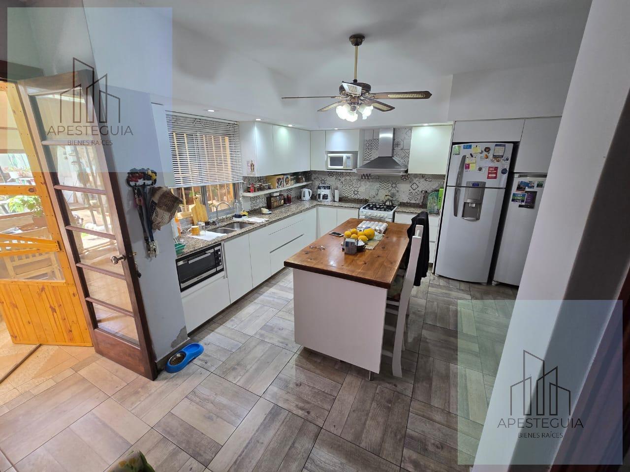 Foto de Venta - Casa en Florida - 6 Ambientes - Excelente, imagen 1