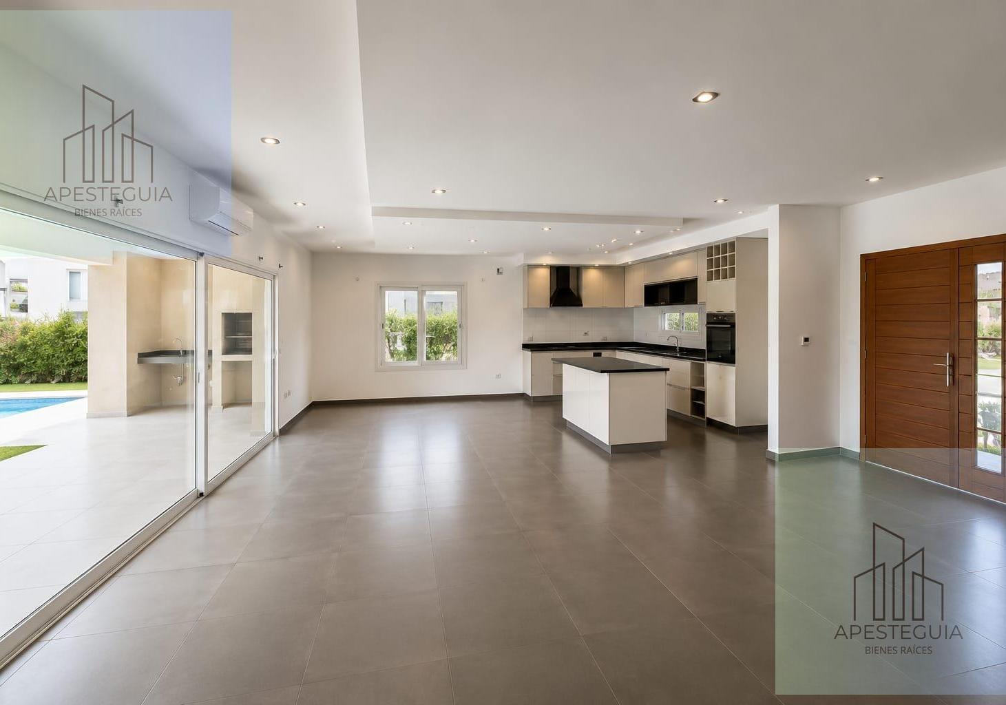 Foto de Casa En Venta A Estrenar CANNING - Barrio SANTA INES, imagen 2