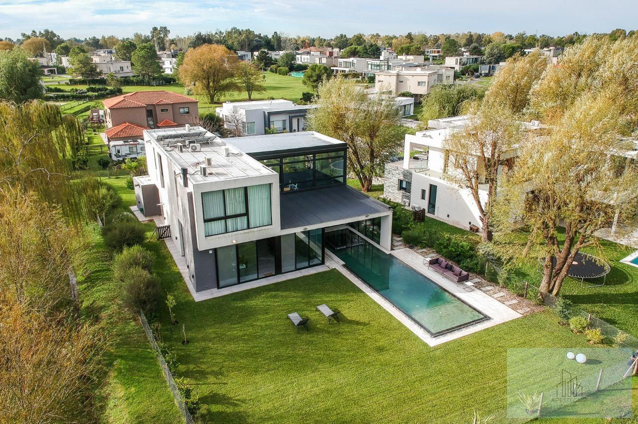 Foto de CASA 5 AMBIENTES - EN TERRALAGOS - CANNING - EZEIZA, imagen 5