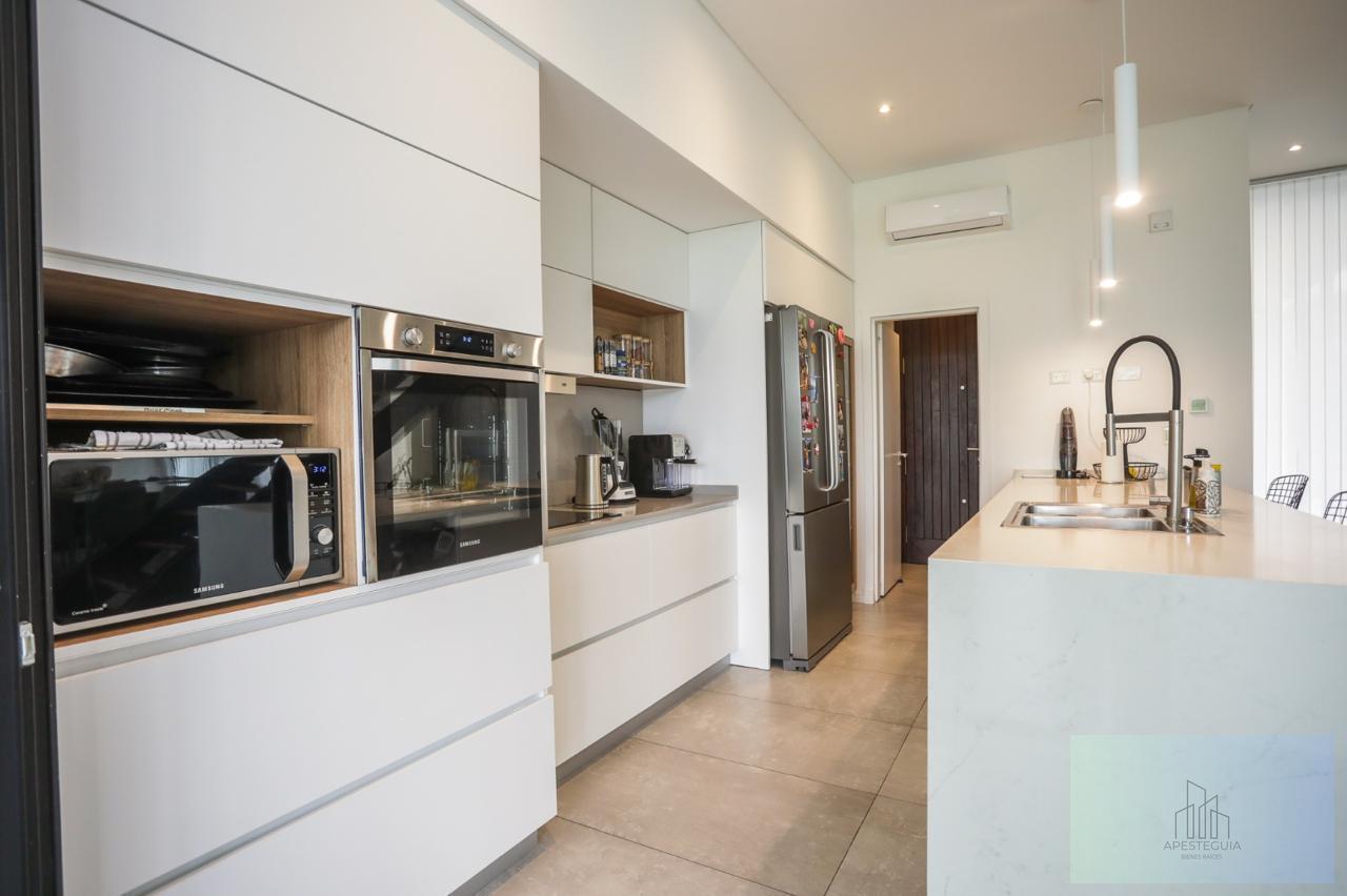 Foto de CASA 5 AMBIENTES - EN TERRALAGOS - CANNING - EZEIZA, imagen 3