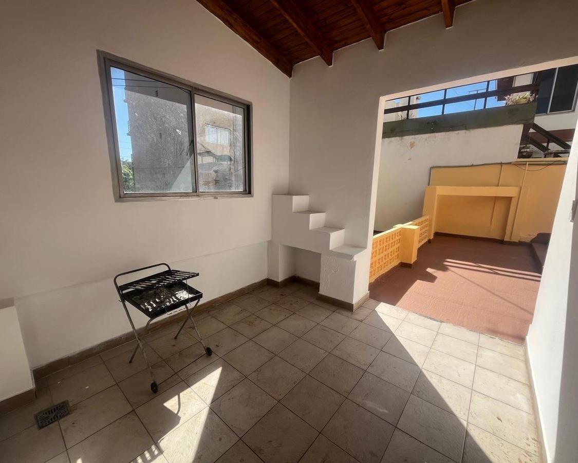 Foto de DEPARTAMENTO -PH EN VENTA, REMEDIOS DE ESCALADA, LANUS, imagen 1