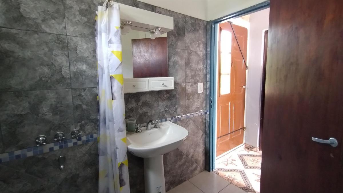 CASA EN COSQUIN B° EL CONDADO