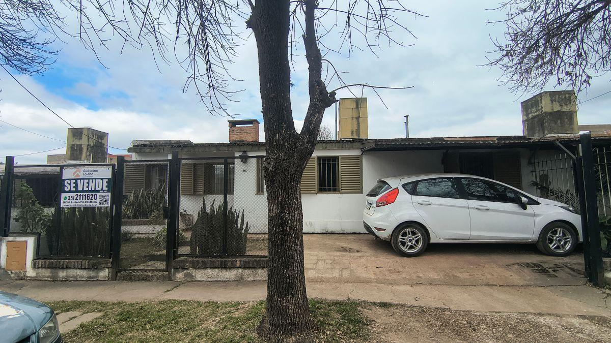 Foto de casa de 3 dorm. Villa Allende, imagen 1