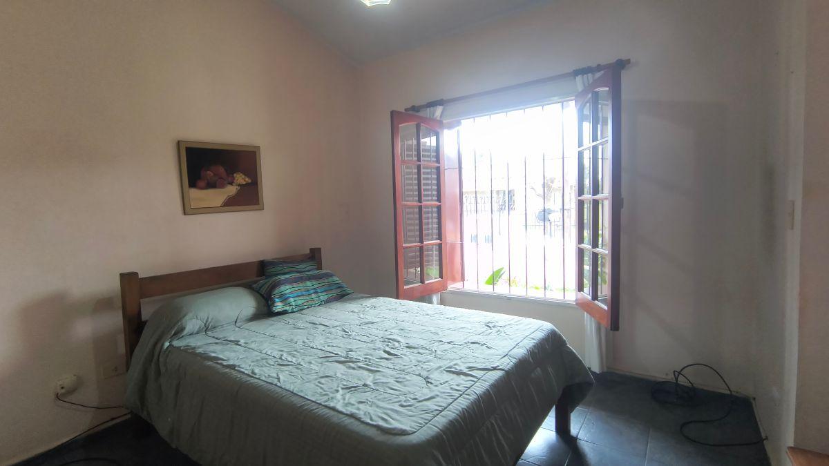 Foto de Casa de 2 dorm. En el centro, imagen 3