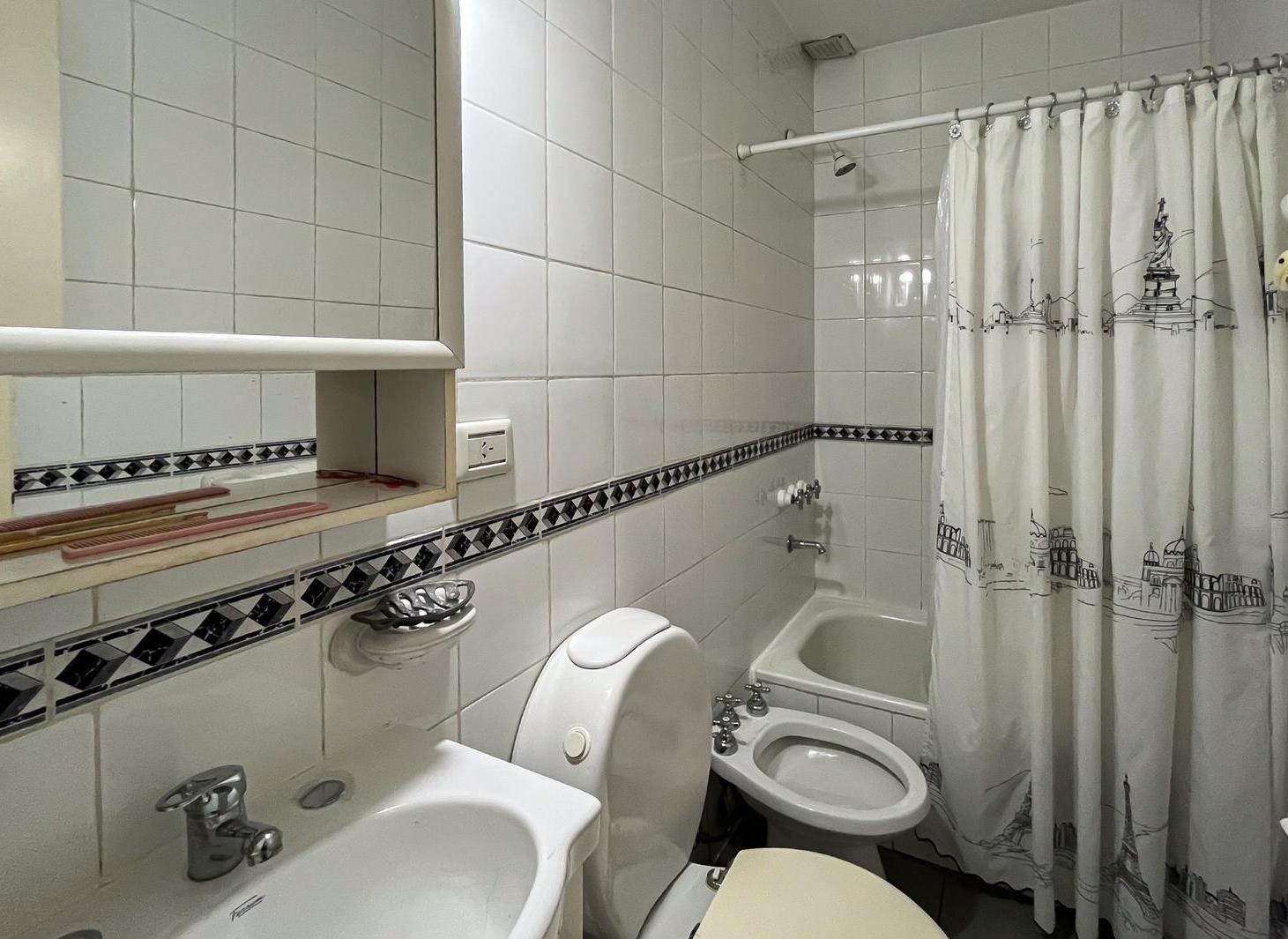 Foto de Venta PH en Dúplex 4 ambientes con Cochera y Patio, imagen 2