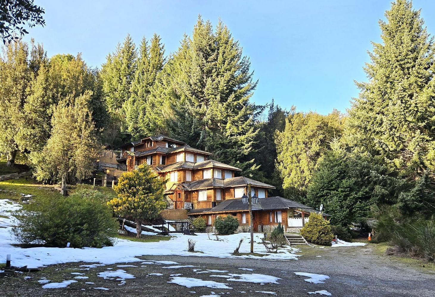 Foto de Venta Complejo de Cabañas Zona Cumelen, imagen 3
