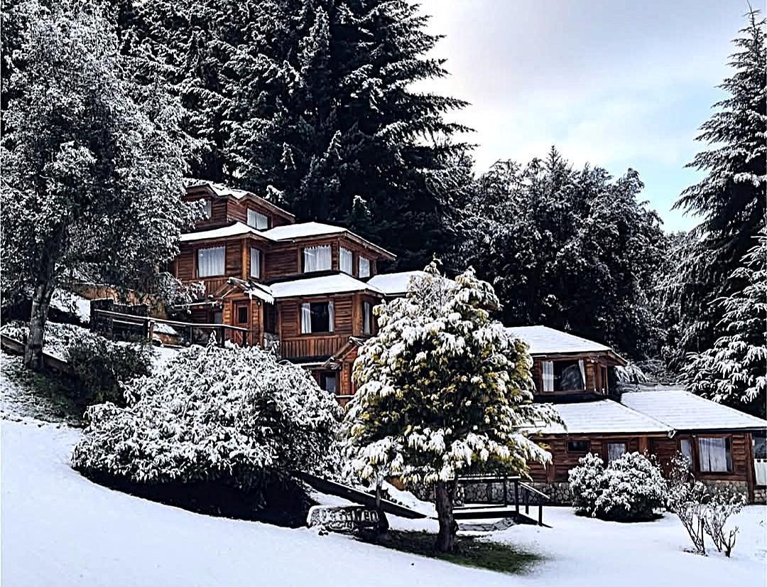 Foto de Venta Complejo de Cabañas Zona Cumelen, imagen 2