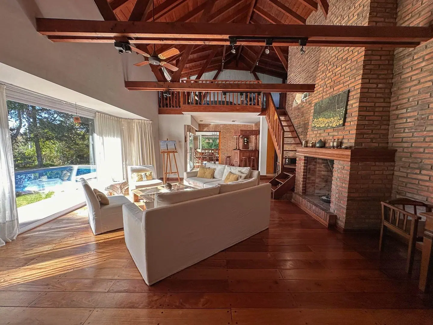 Casa en Venta | 6 Dormitorios | Lote 1400m2| Los Lagartos CC | Apto crédito 2
