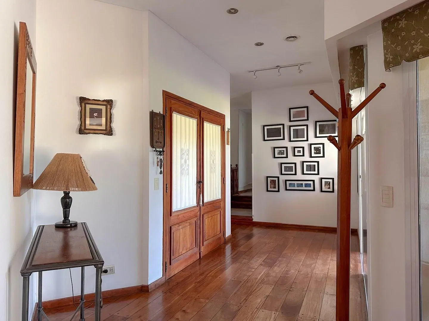 Casa en Venta | 6 Dormitorios | Lote 1400m2| Los Lagartos CC | Apto crédito 5
