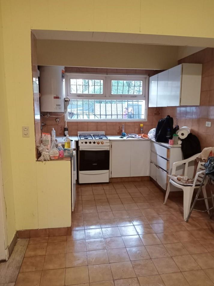 Lindisimo Chalet en Bosque Alegre,5 Amb. Garage. Apto Credito 5