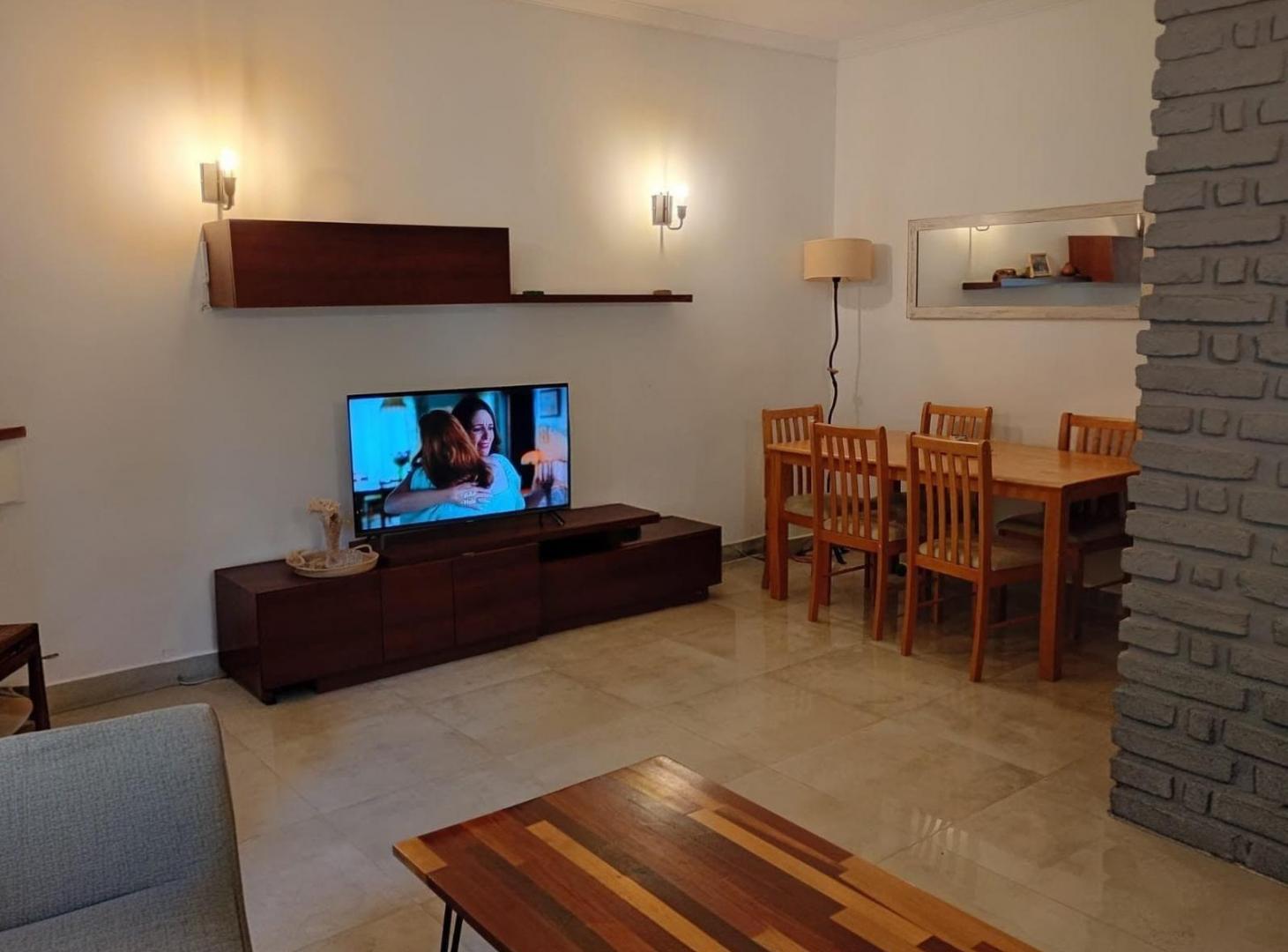 Casa PH en Alquiler en Boulogne | 2 Dormitorios | Jardín y Parrilla