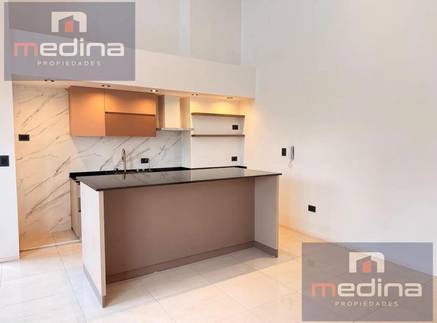 Venta de Duplex 3 ambientes en Chilavert 2