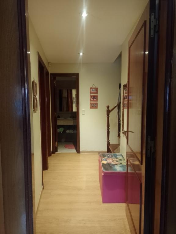 Foto de ¡IDEAL INVERSION! - ¡PECIO REBAJADO! **MAGNIFICO CHALET 6 AMBIENTES, imagen 2