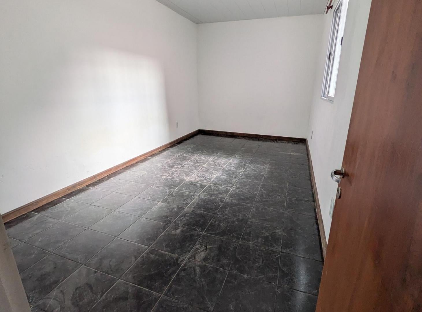 Foto de **DEPARTAMENTO AL FRENTE EN ALQUILER 24 MESES EN BARRIO CERRITO**, imagen 4