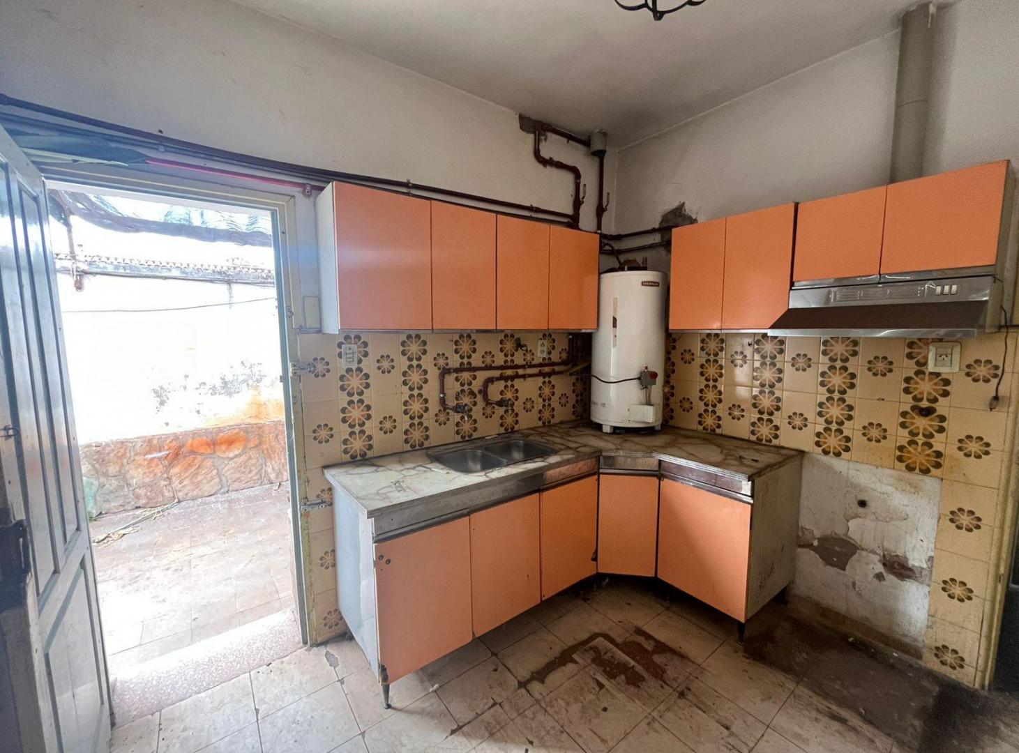 Foto de CASA MAS DPTO EN VENTA VILLA ALLENDE P REFACCIONAR CON RENTA, imagen 5