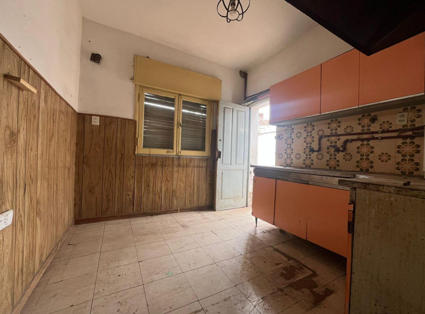 Foto de CASA MAS DPTO EN VENTA VILLA ALLENDE P REFACCIONAR CON RENTA, imagen 4