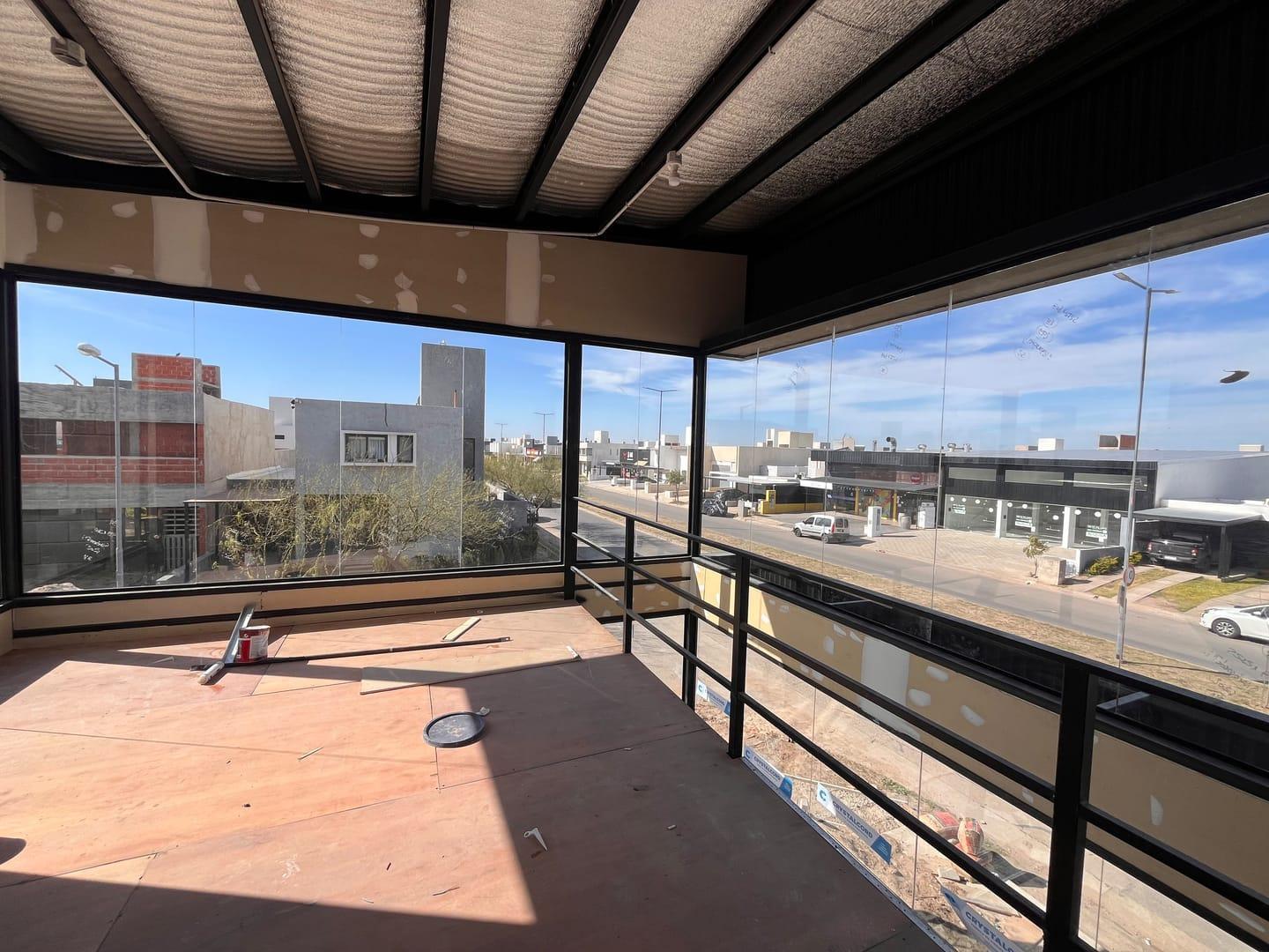 Foto de VENDO LOCAL A ESTRENAR SOBRE ESQUINA ETAPA 2 EXCELENTE UBICACION, imagen 5