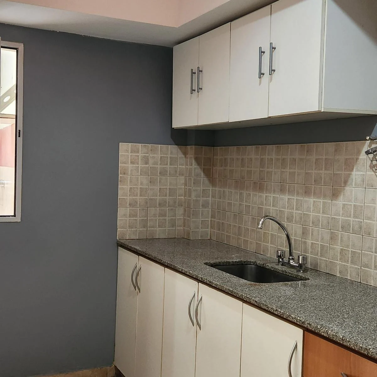 Venta Departamento de 2 Ambientes con Patio y Cochera en Villa Lugano 4