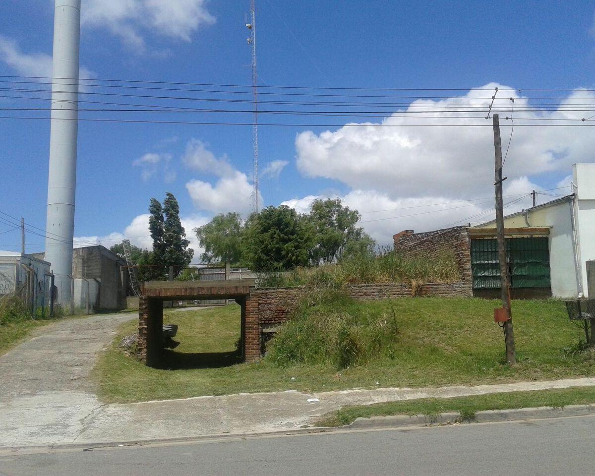 Espectacular Lote de 700 m Cuadrados Ubicado en Zona Residencial a 4 Cuadras 4
